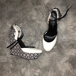 Jessica Simpson black and white wedge heels